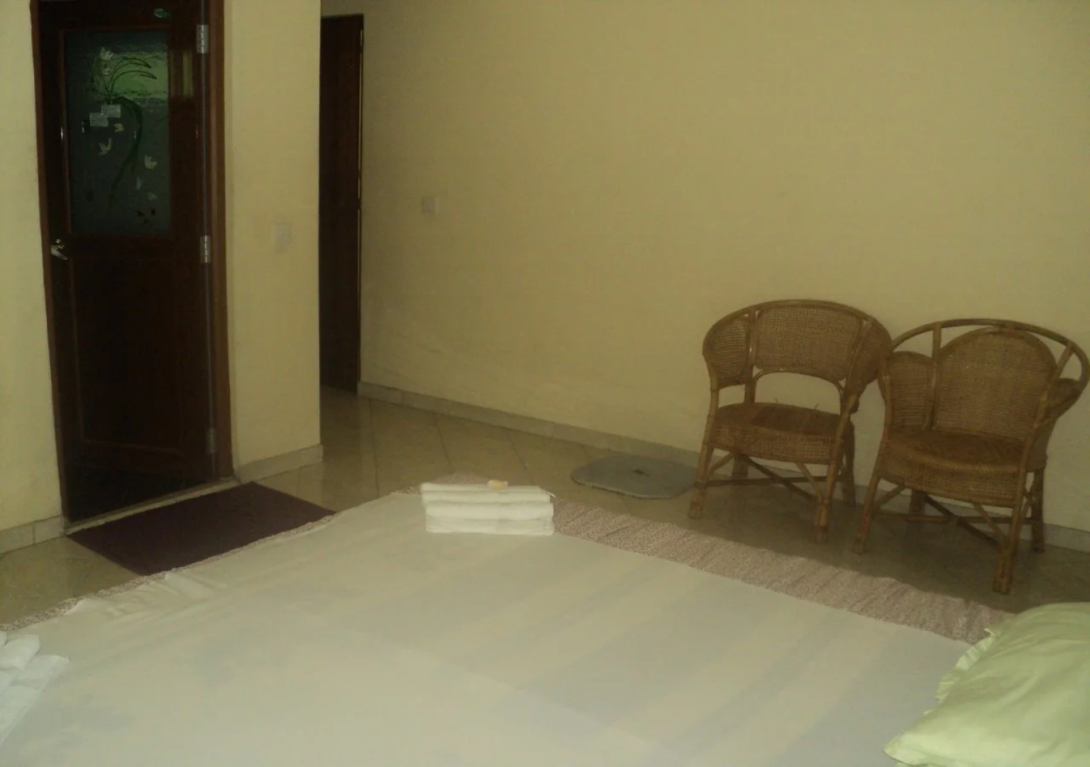 Rundeepa Hotel