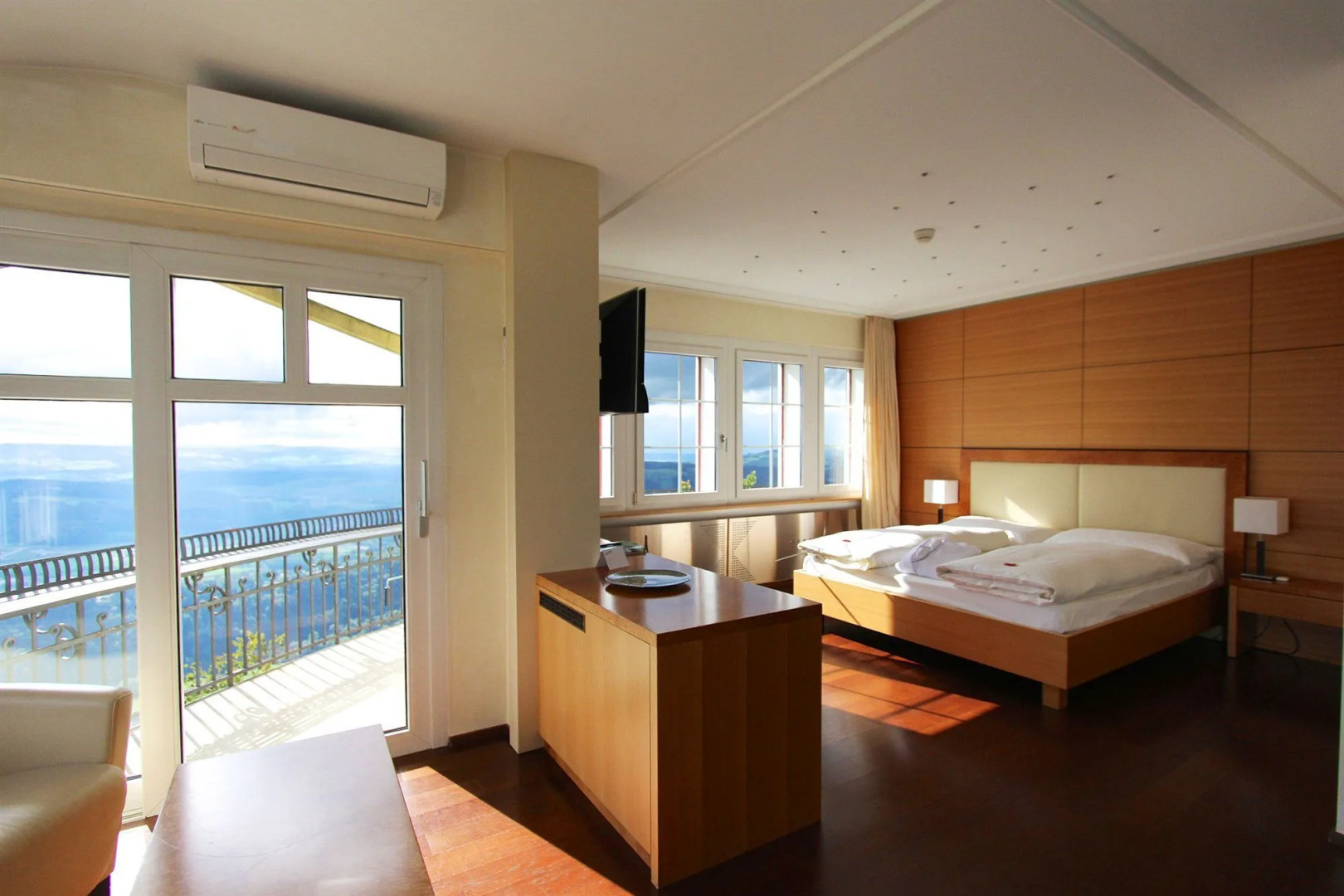 Hotel UTO KULM car-free hideaway in Zurich