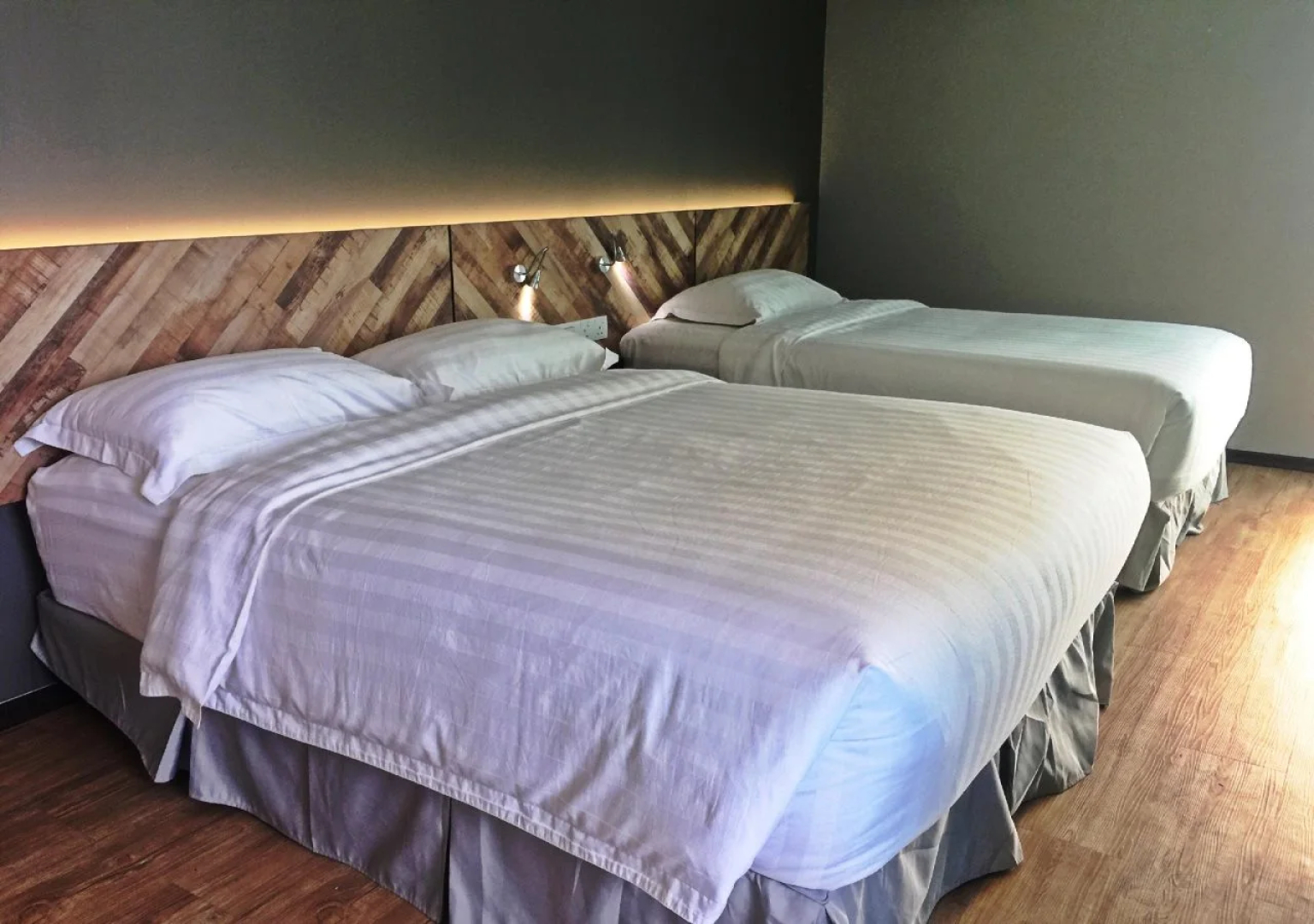 Embassy Hotel  Service Apartment