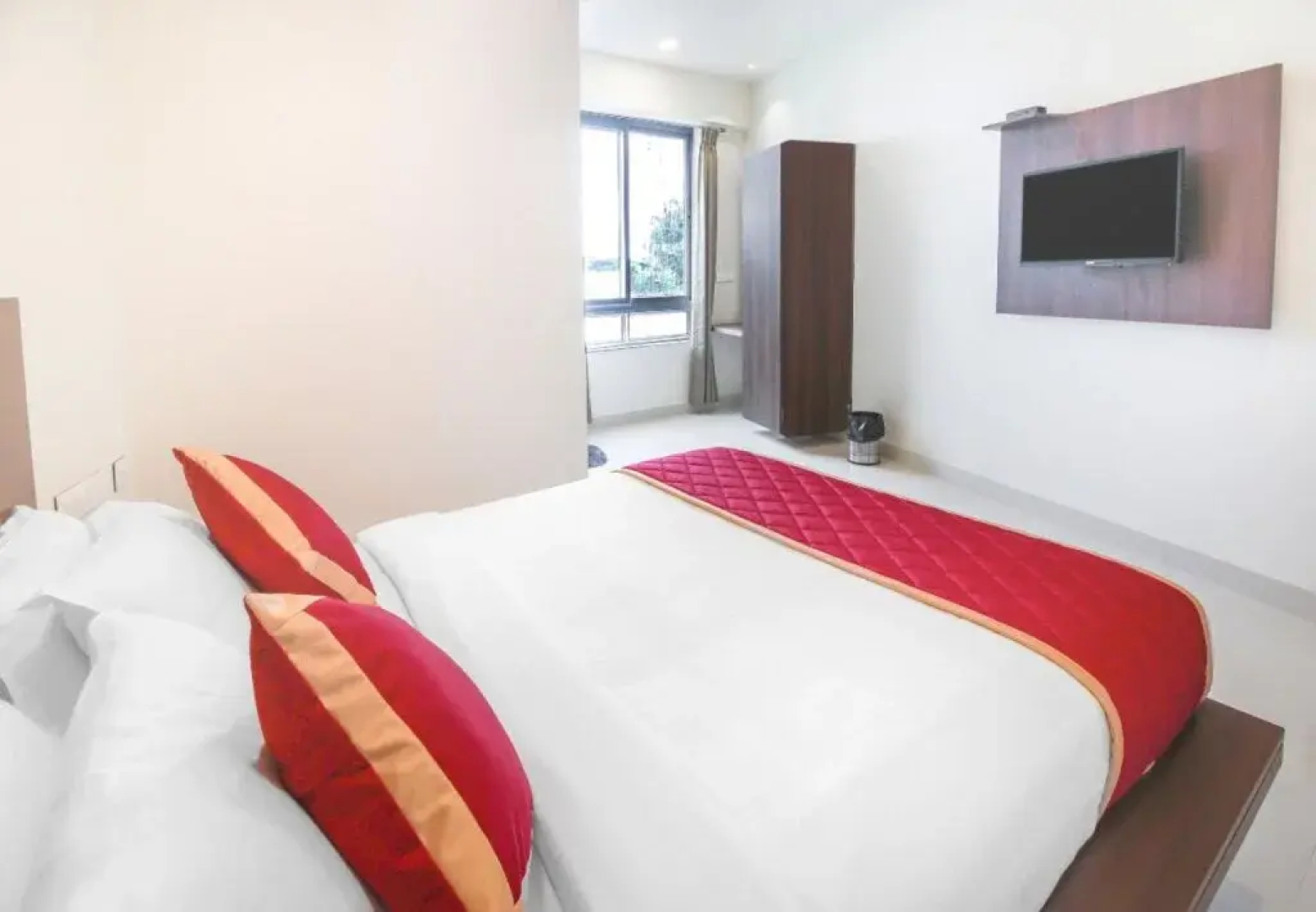 Hotel Punarnava By OYO Rooms
