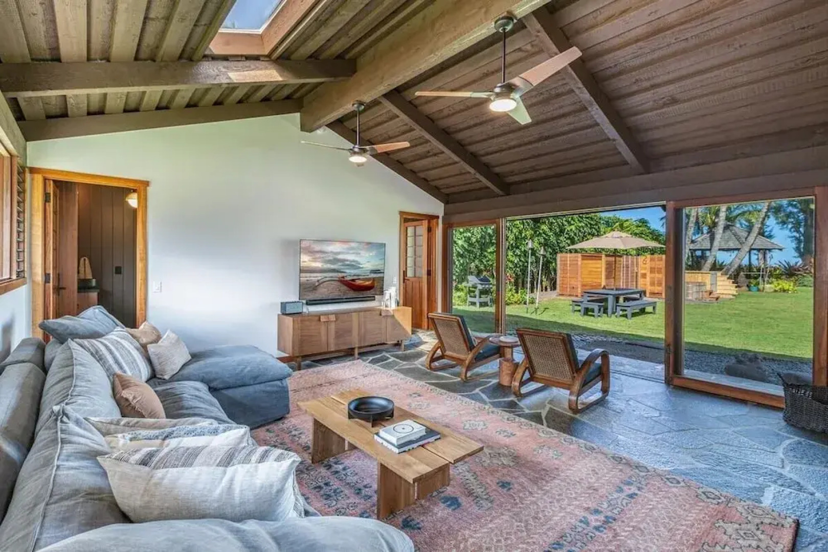 Hale Maluhia Hanalei 1 Bedroom Home by RedAwning