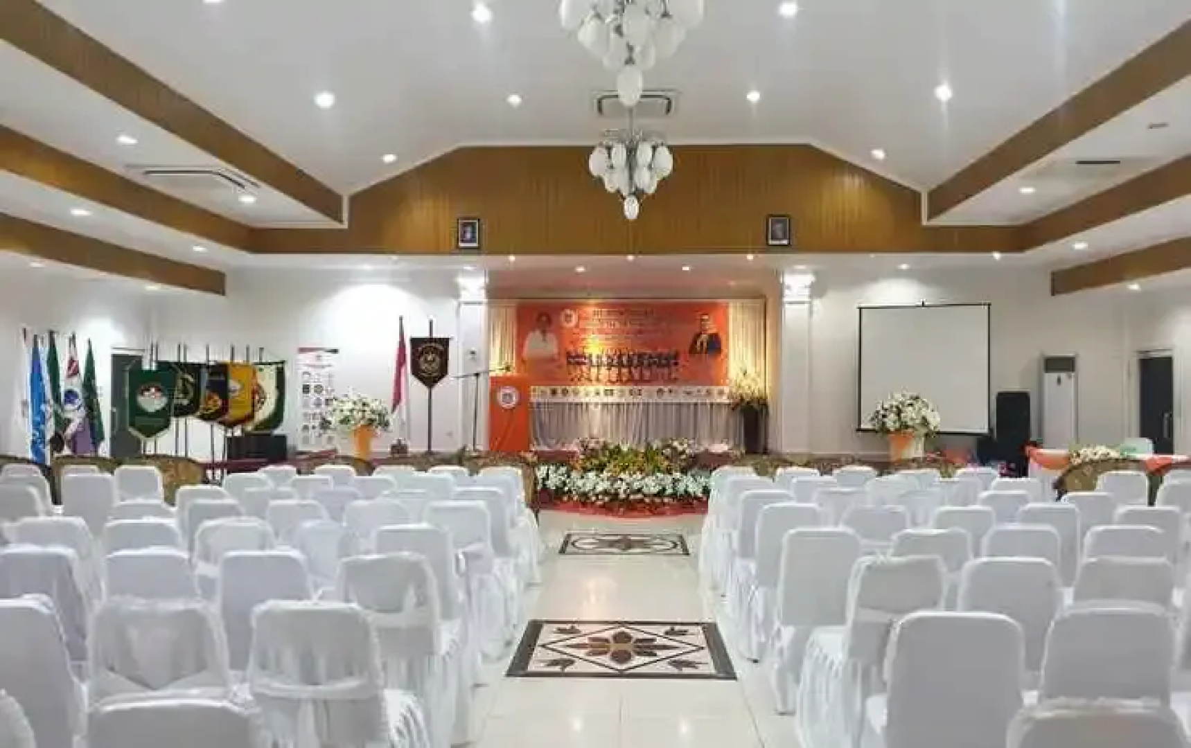 Mansinam Hotel & Resort