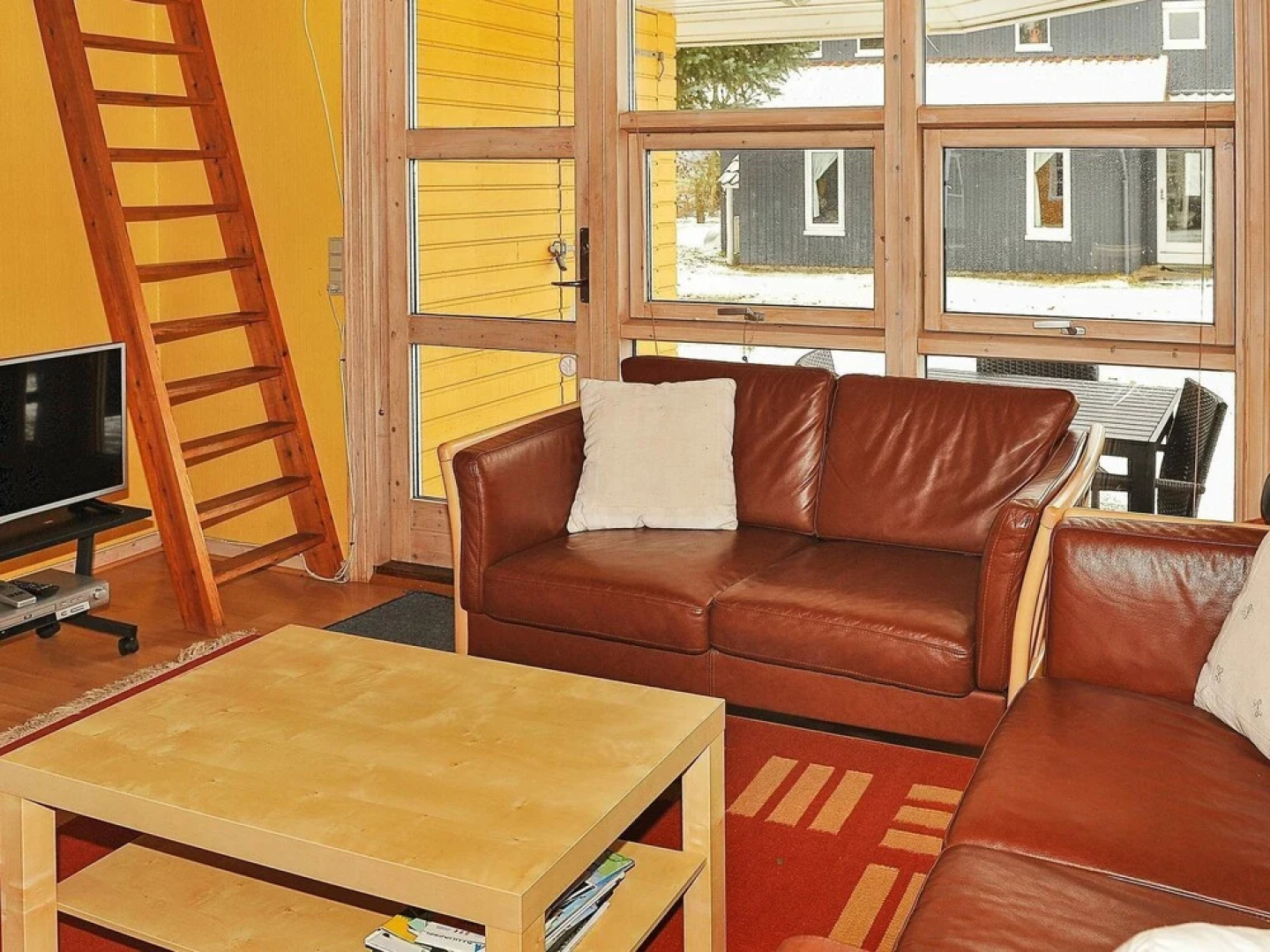 Cozy Cottage With a Scenic View in Hovborg