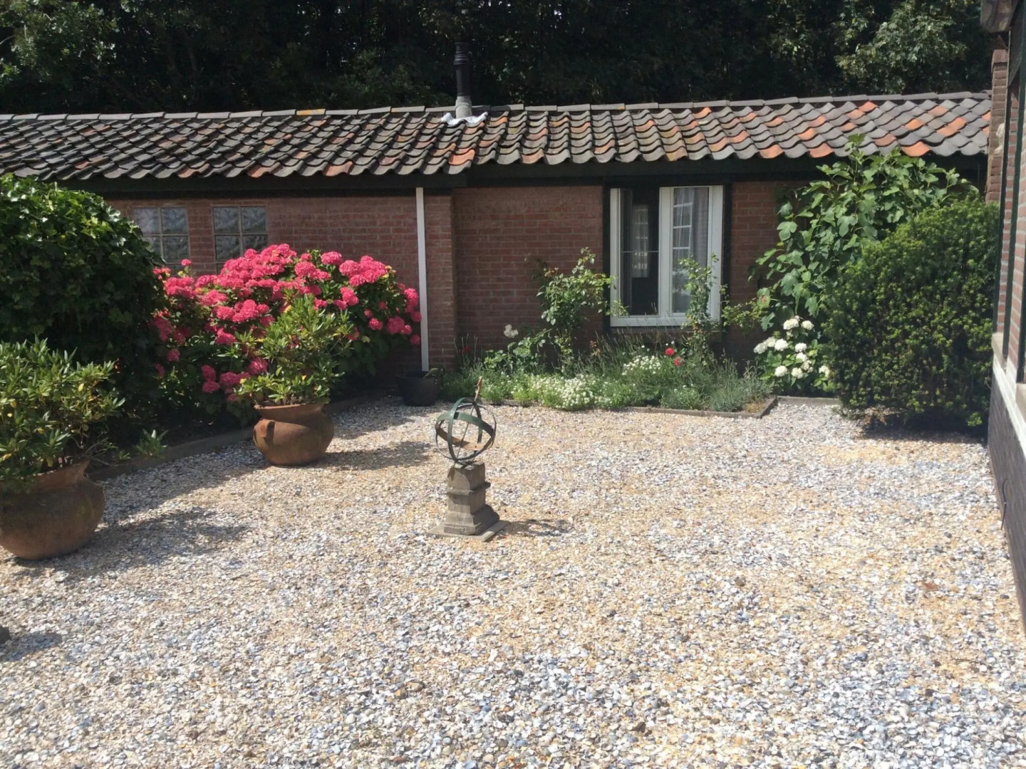 Comfortable Cottage by the Beach in Egmond aan den Hoef