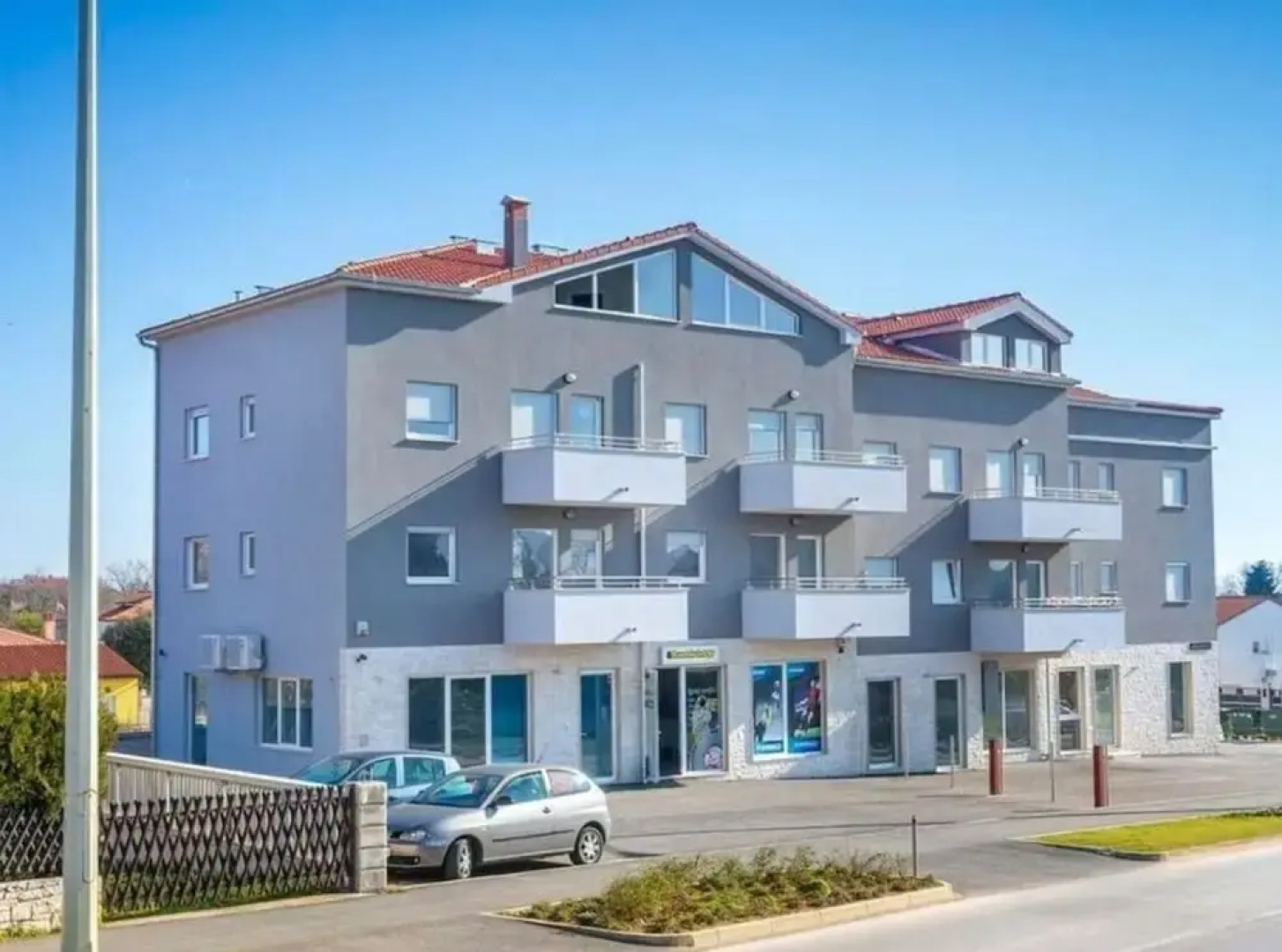 La Riva 1 Comfortable Holiday Residence