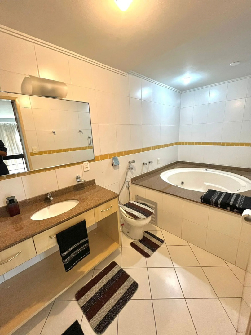 Saint Sebastian 307 Duplex no Centro.