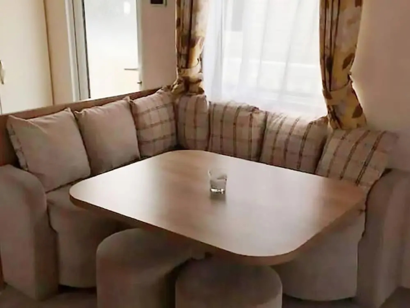 Spacious Holiday Home in Hastings Near Sea