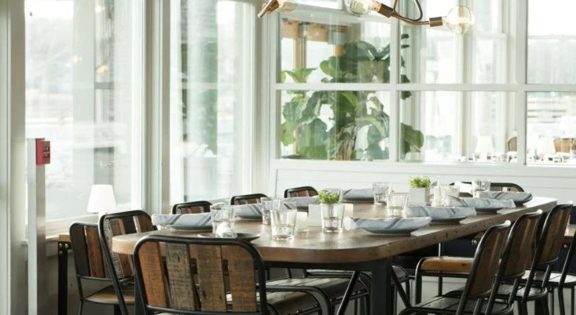 The Boathouse Waterfront Hotel & Marina