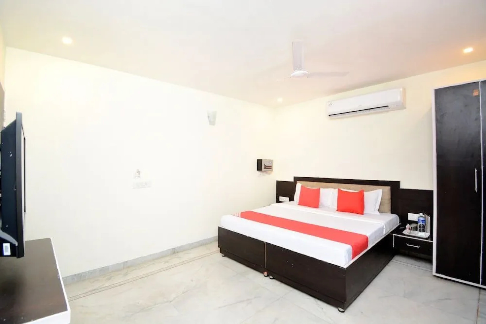 Oyo 29284 Nirvana Cottages