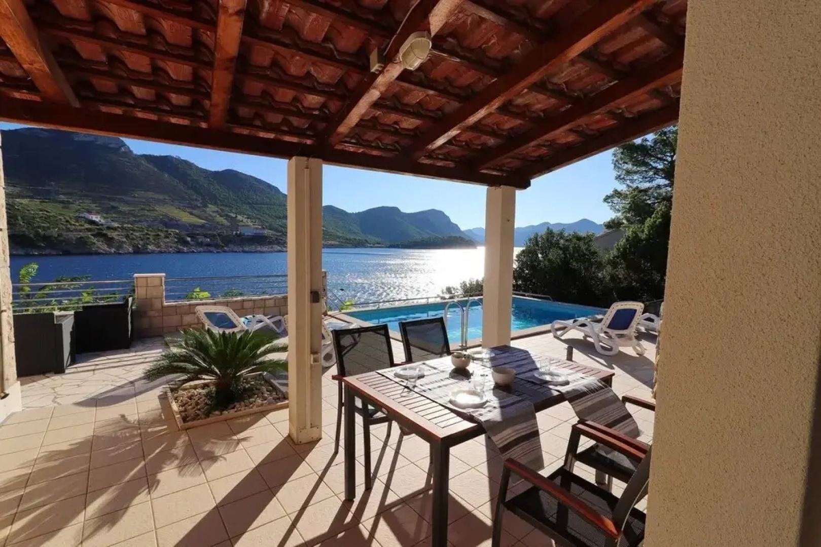 Villa Silencia - Two-bedroom Villa With Private Pool and Sea View ID Direct Booker 807