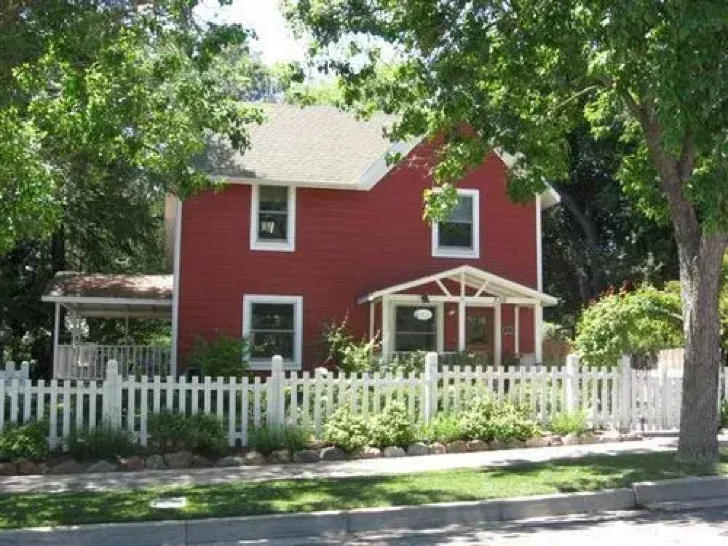 Emilys House Bed & Breakfast