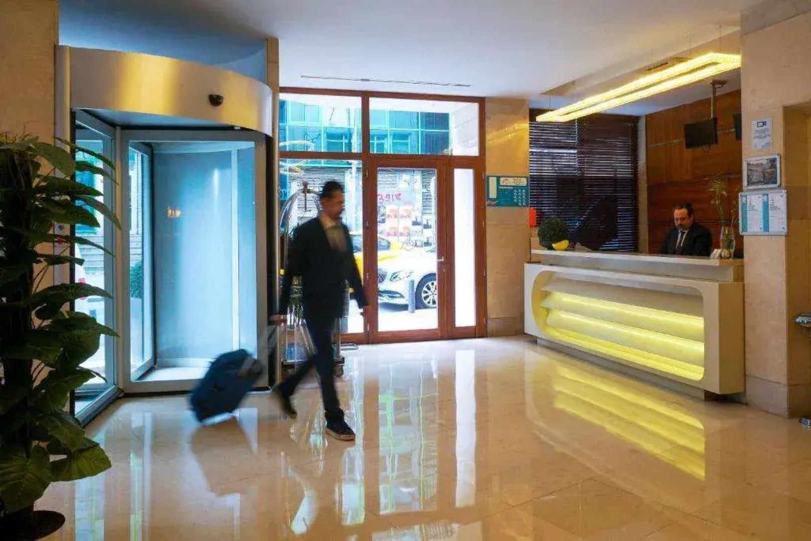 Troya Hotel