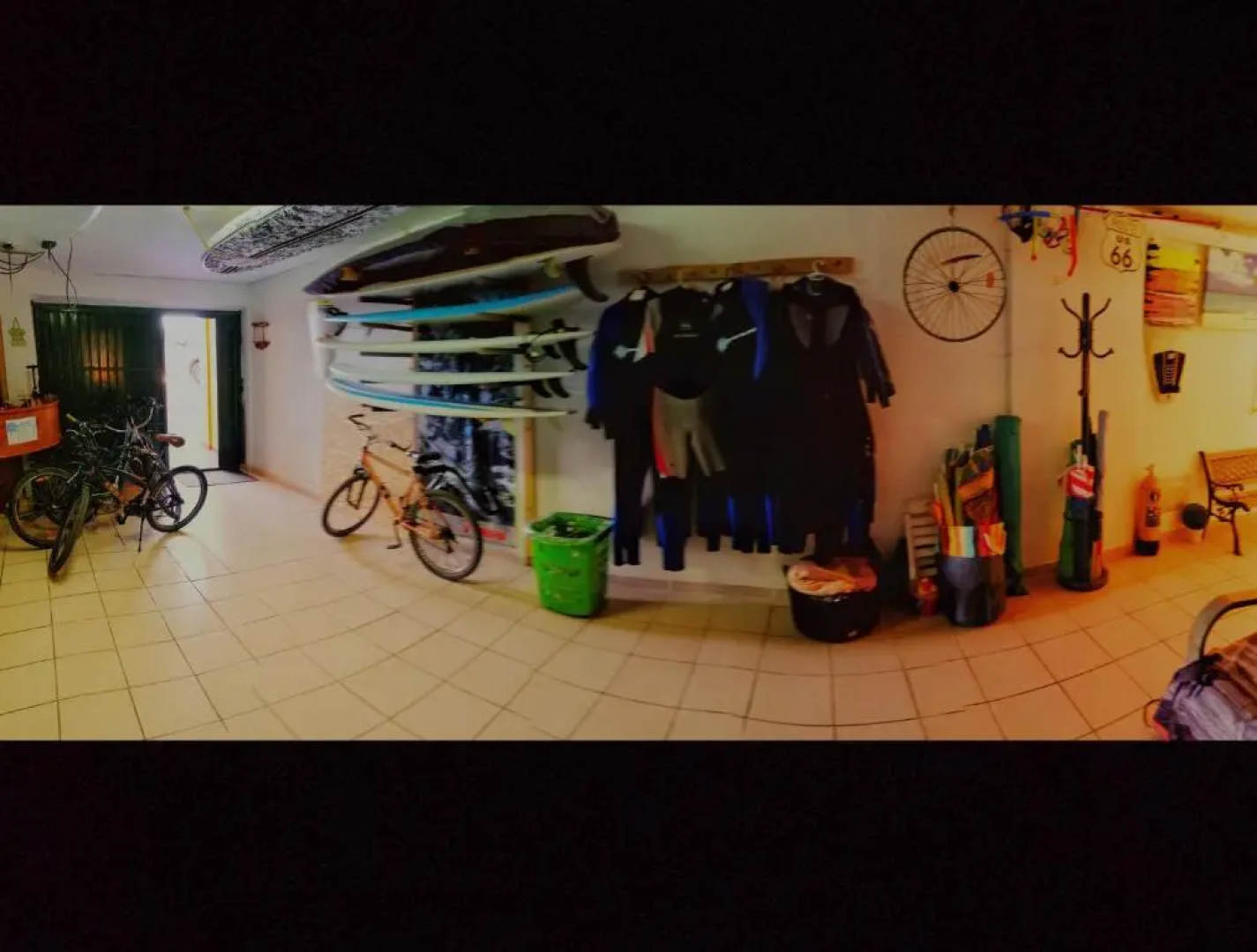 Supertubos Beach Hostel