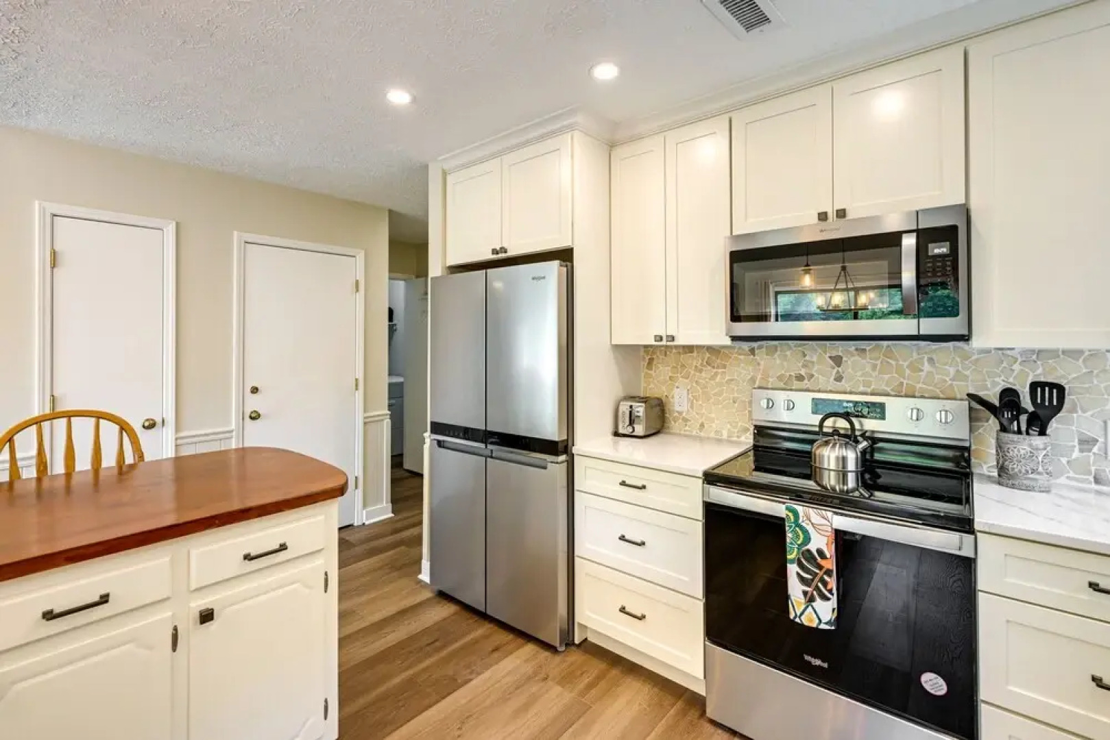 Charming Condo on Sky Valley Golf Course!