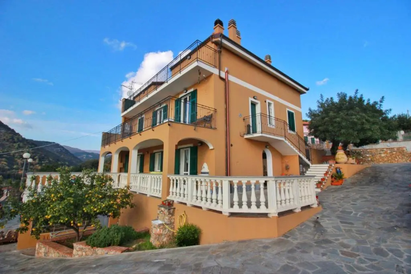 B&B A Carubba Du Bungiurnu