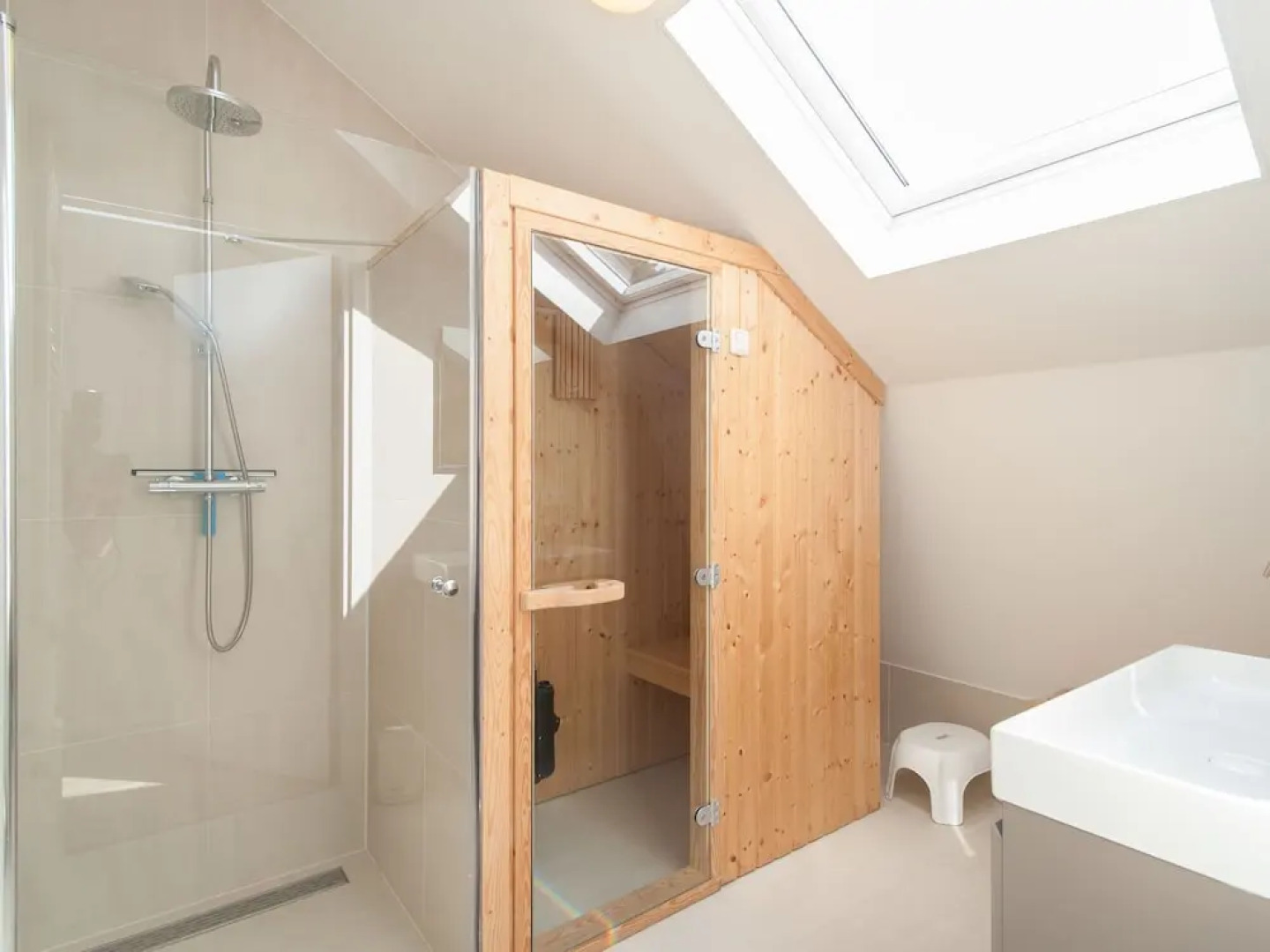 Beautiful new Villa With Sauna Surrounded by Dune Reserve Near the sea