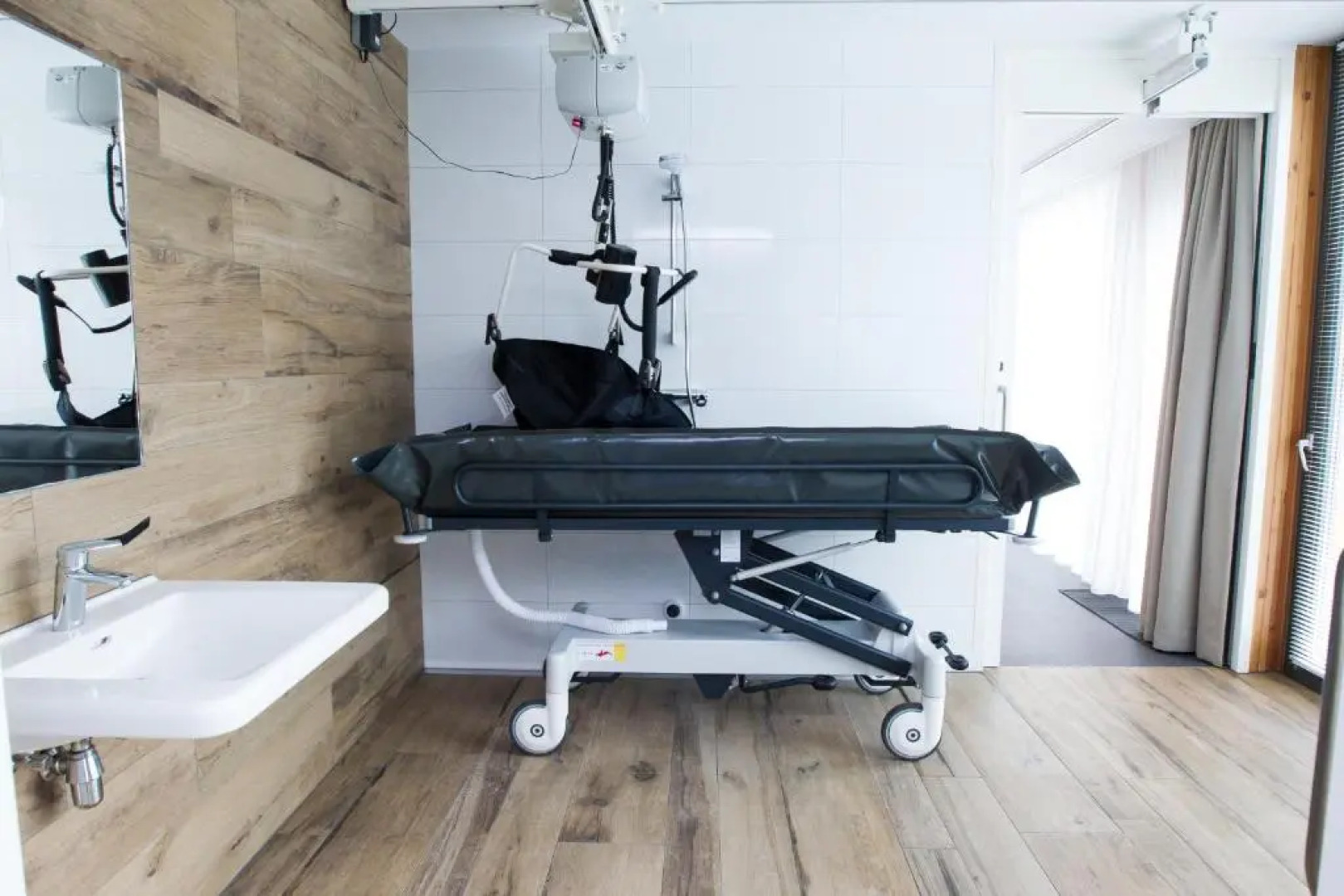 de rode beer (zeer rolstoelgeschikt)