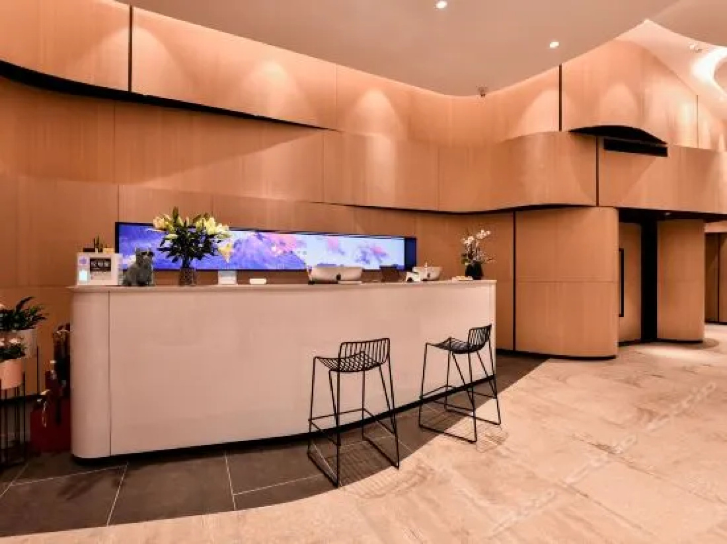 New Space Grand Hotel