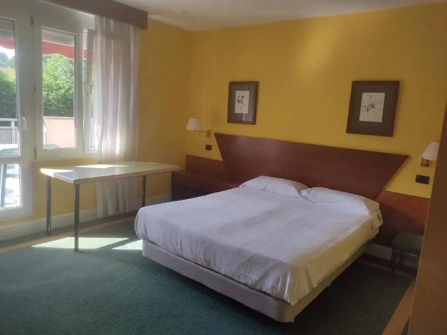 Hotel Suite Mioño Castro