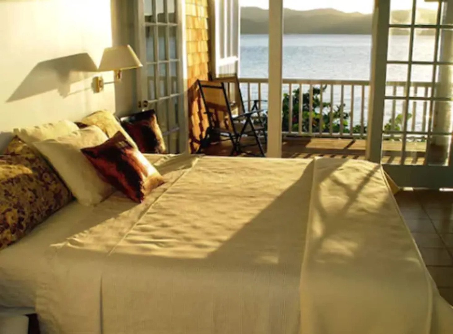 Fort Recovery Beachfront Villa & Suites Hotel