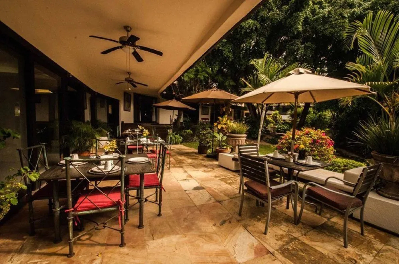 Los Tulipanes Hotel Boutique