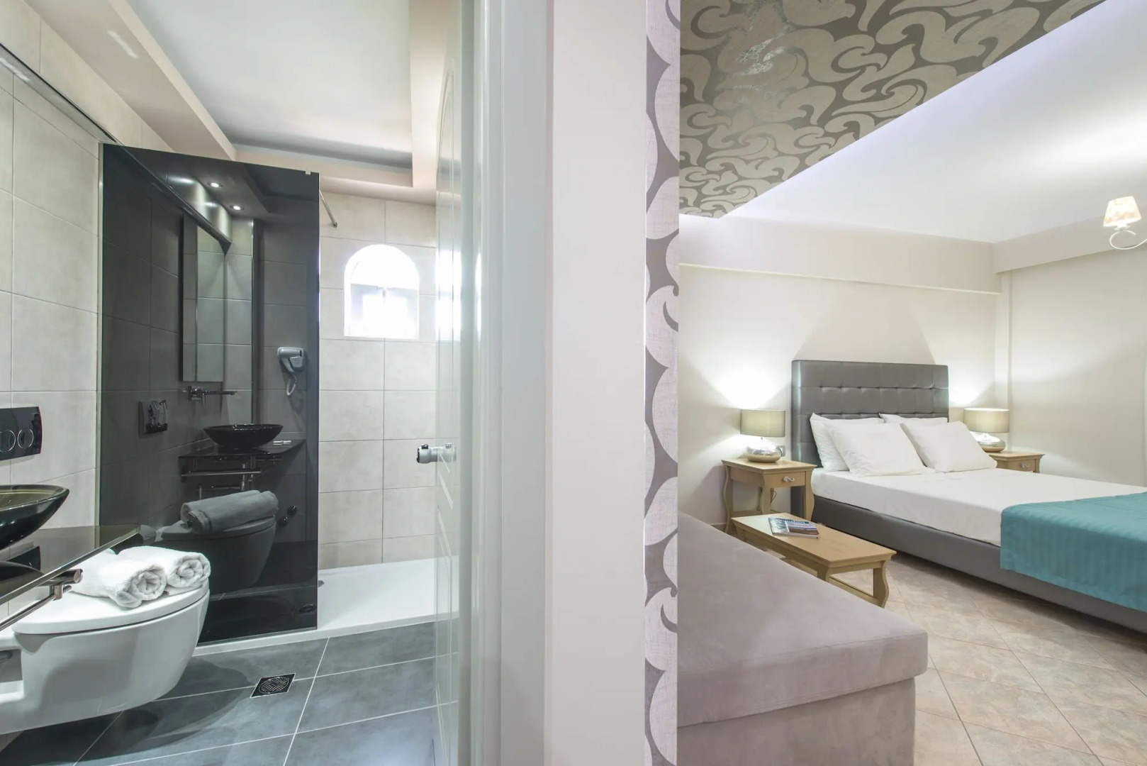 Balcony Hotel - Adults Only