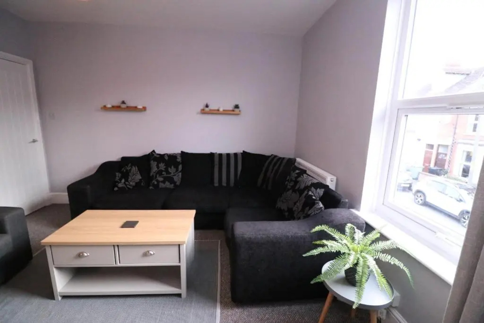 Amaya Five - Newly renovated - Very spacious - Sleeps 6 - Grantham