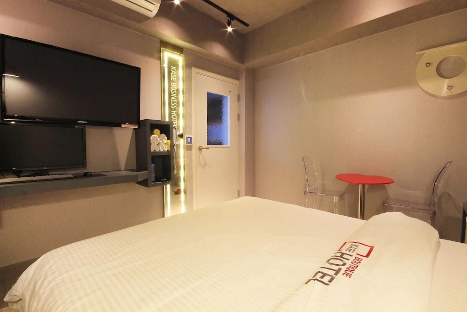 Yeongju Case Business Hotel