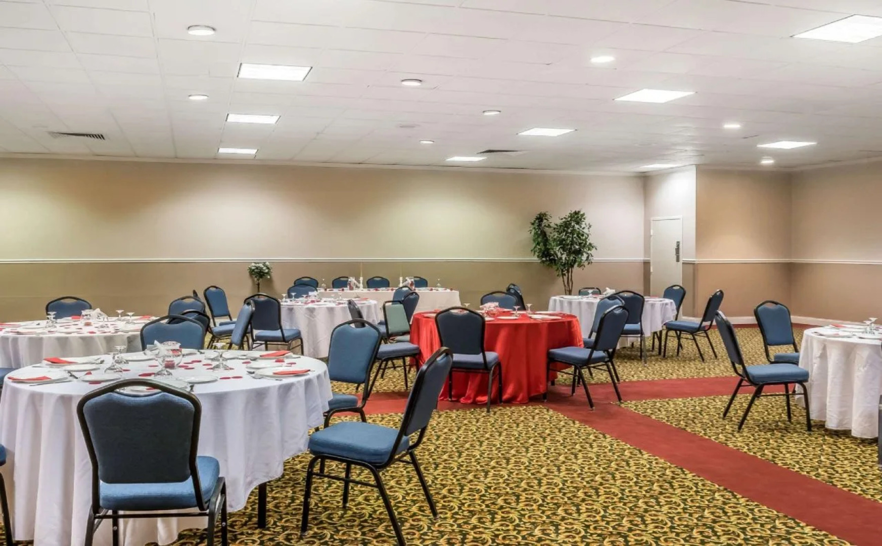 Baymont by Wyndham Milesburg