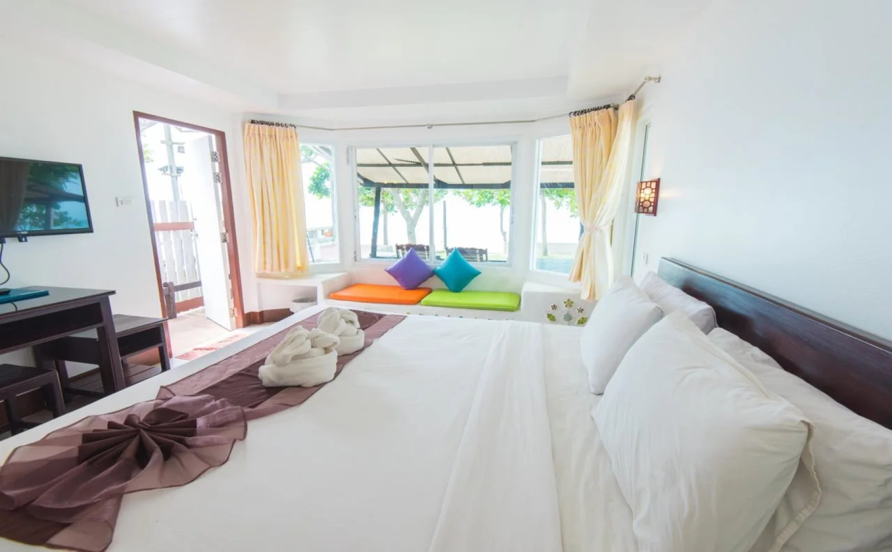 Rattana Pura Beach Resort