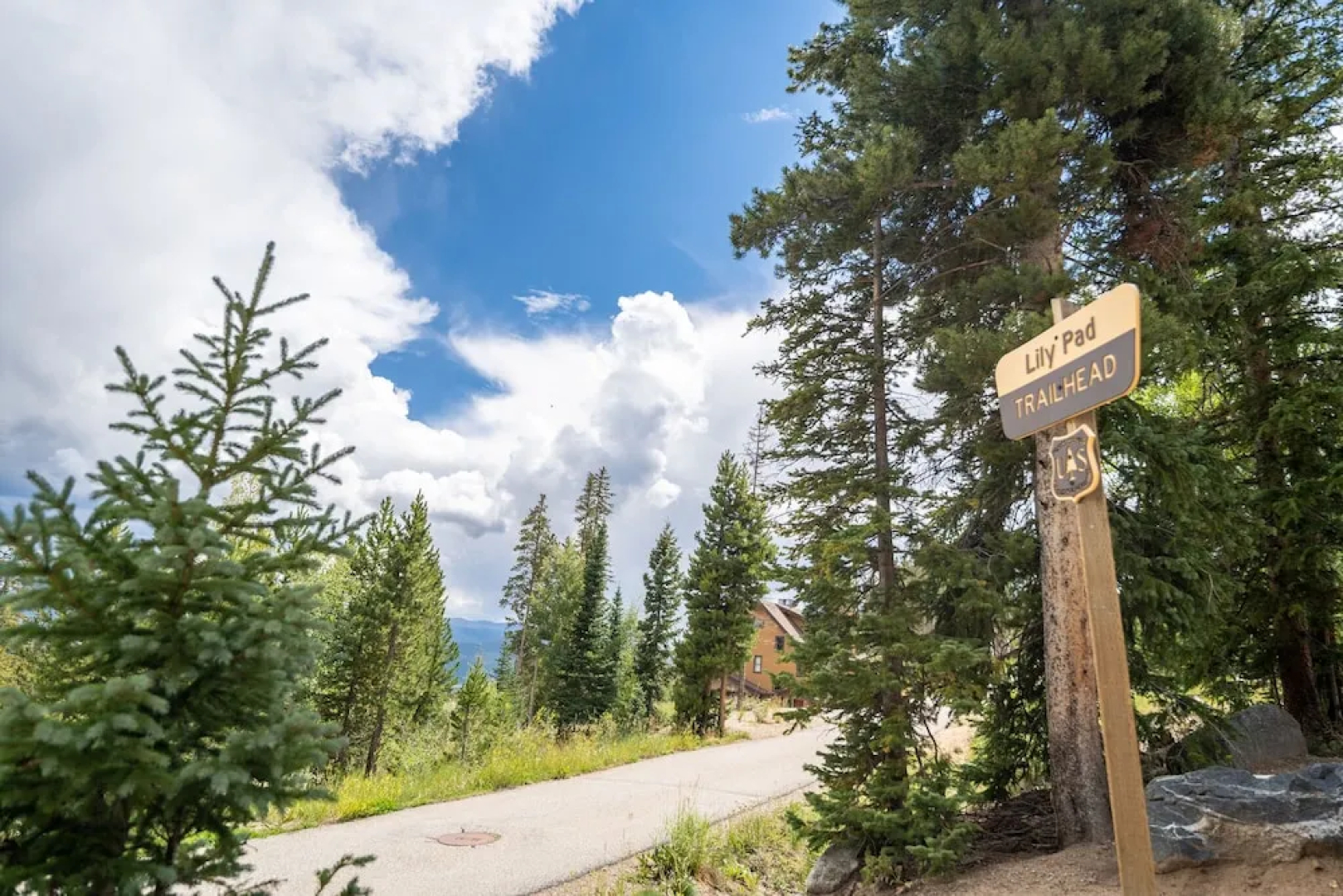 Treehouse #107, Building H by Summit County Mountain Retreats