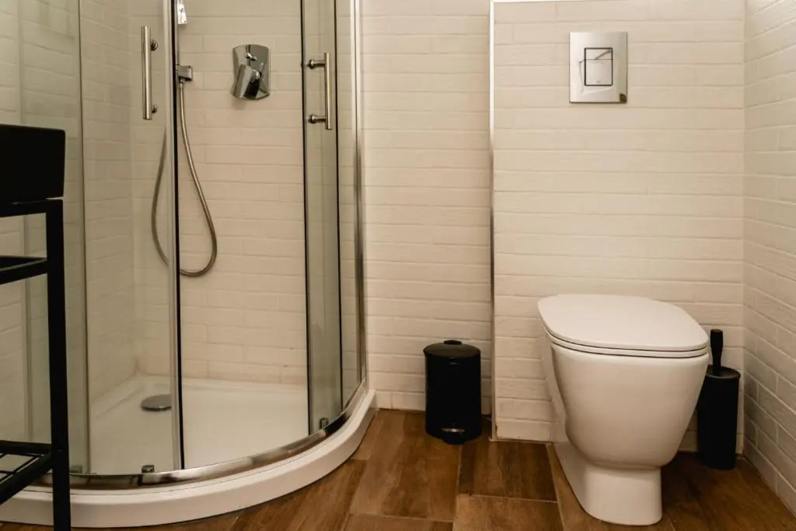 Luxurious Penthouse with Private POOL, WIFI & AC by 360 Estates