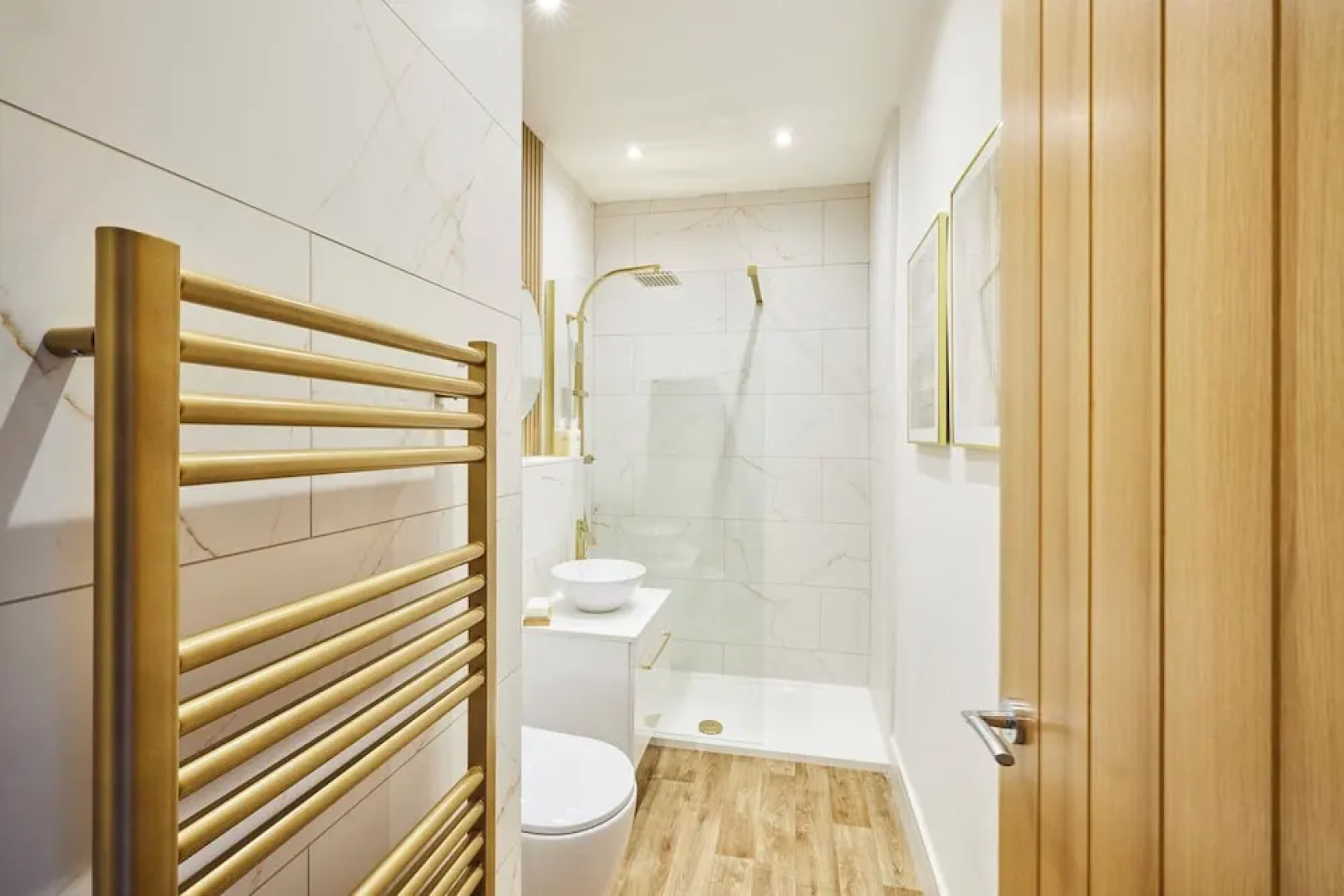 Host Stay Oakwell Cottage