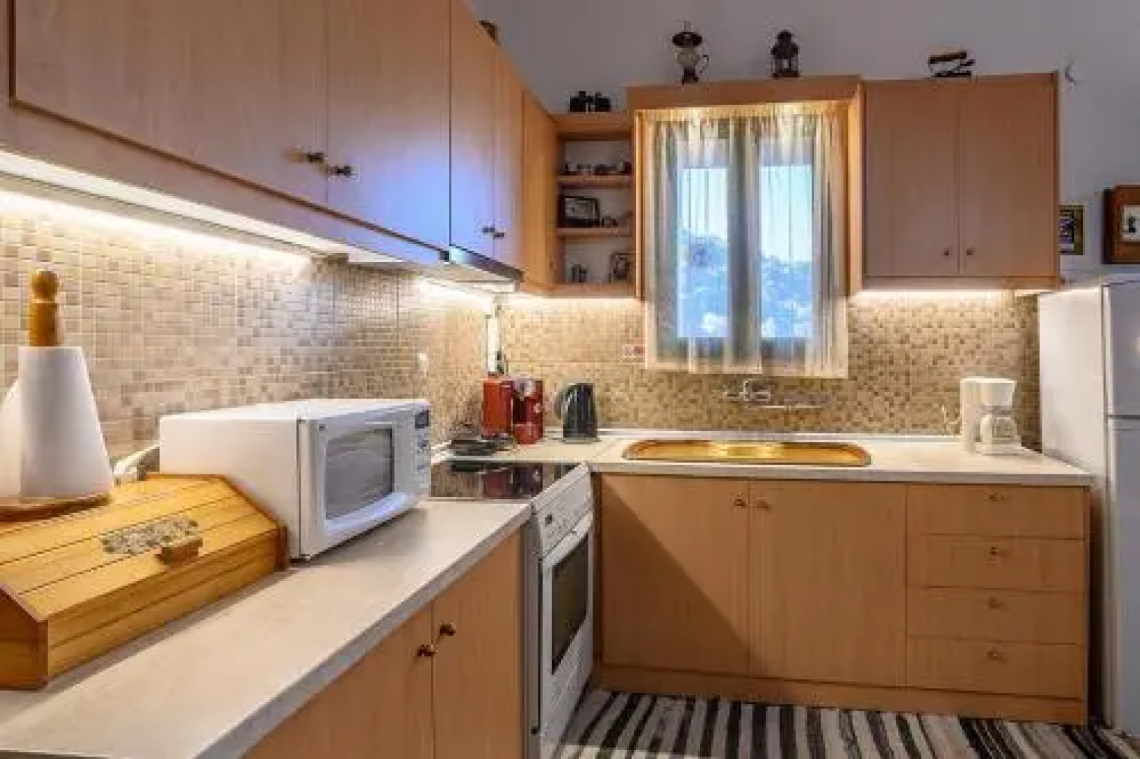 Roxani House