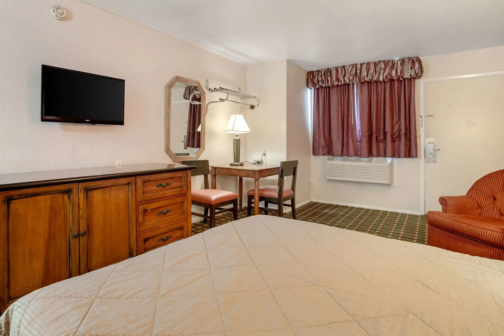 Rodeway Inn & Suites Raton