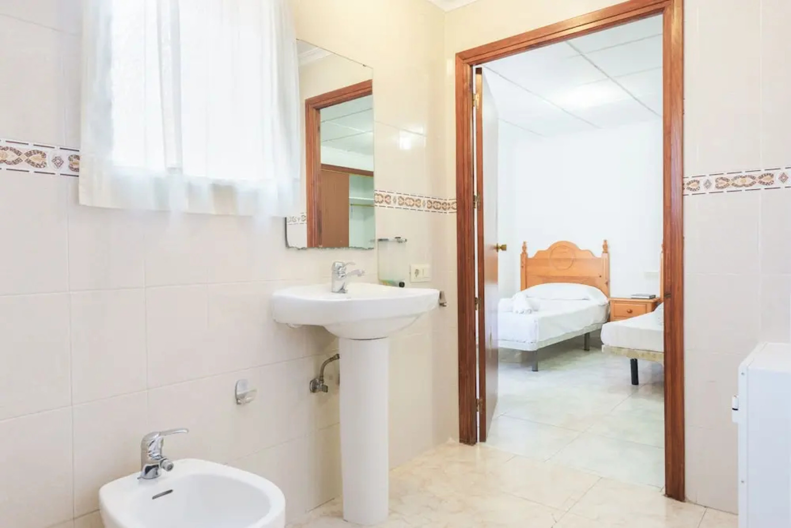 Hostal Casa Antonio by Vivere Stays