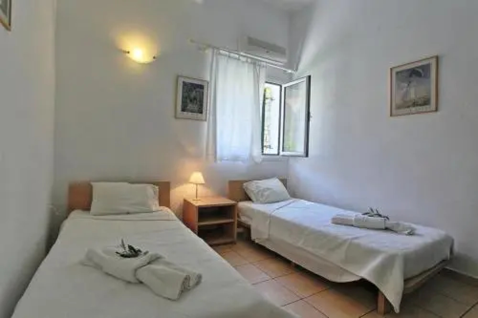 Kaminaki Villas