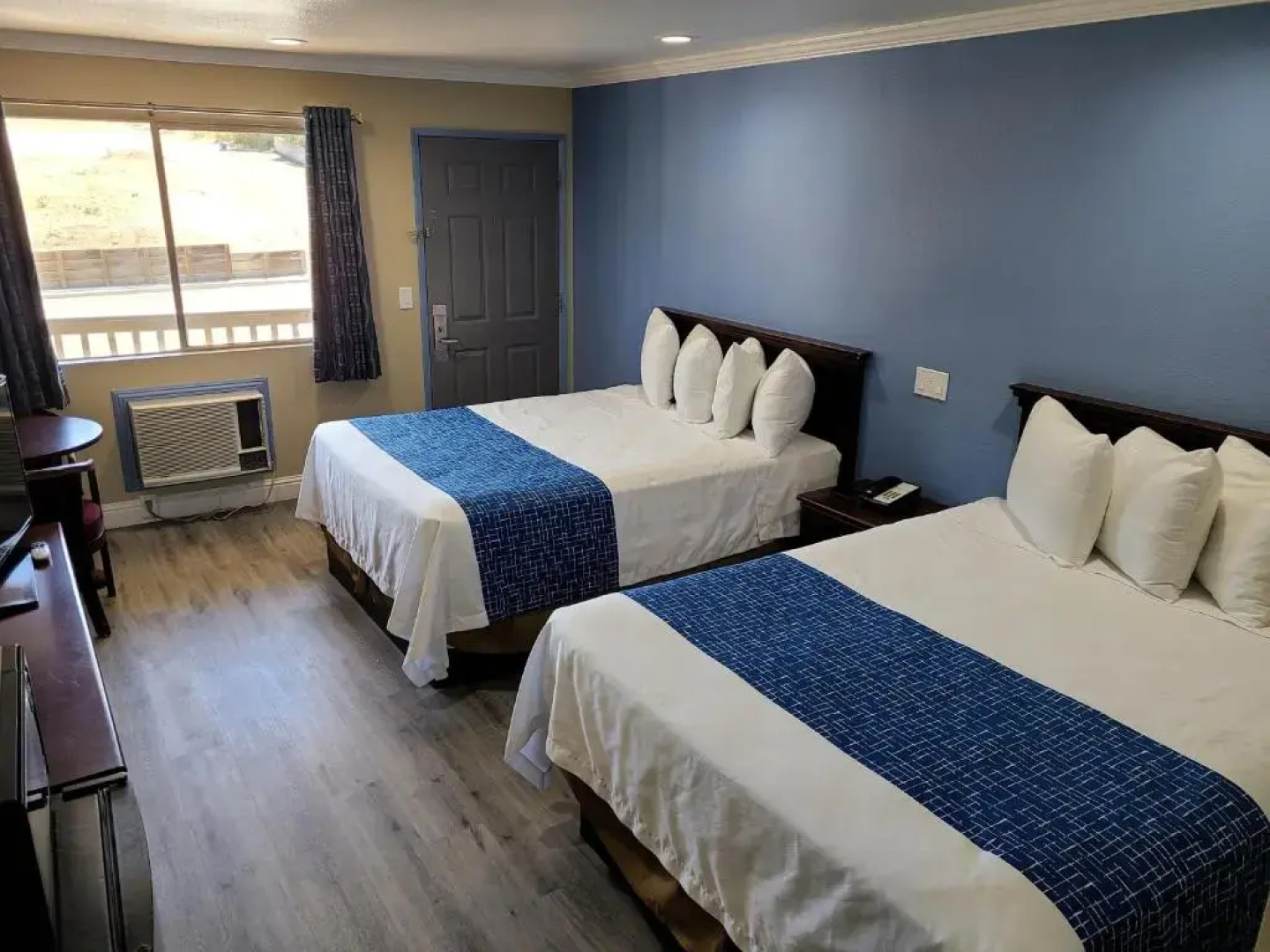 Travelodge Clearlake