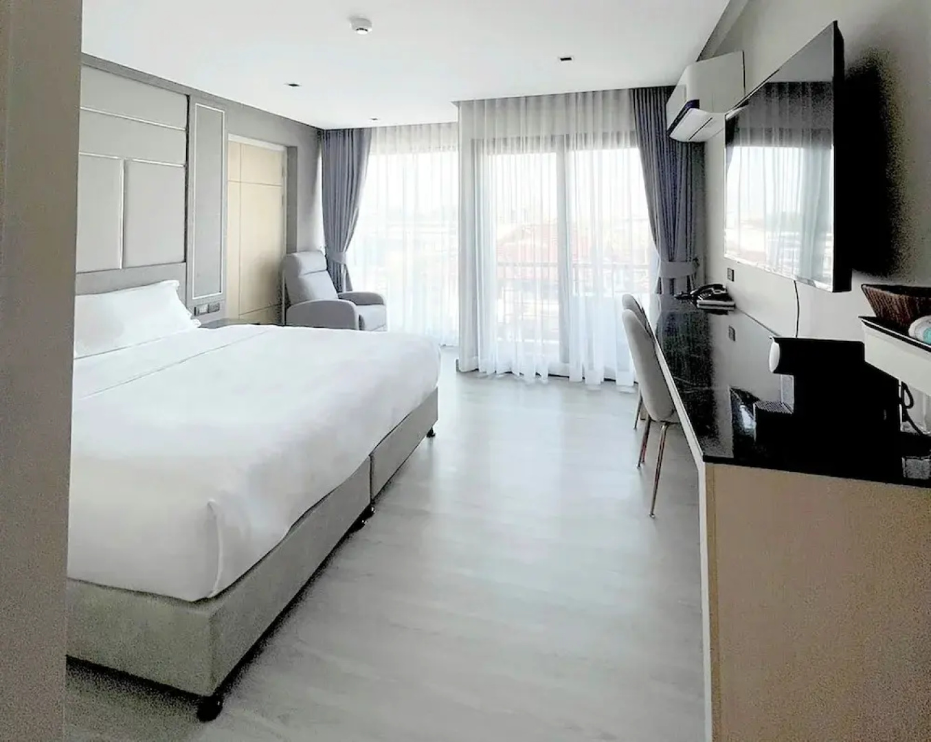 The 9 Residence Hotel