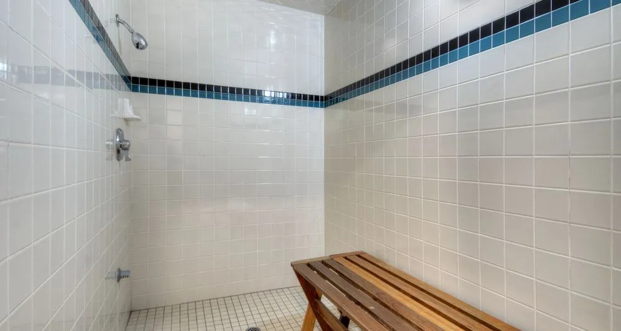 Best Western Plus Dixon Davis