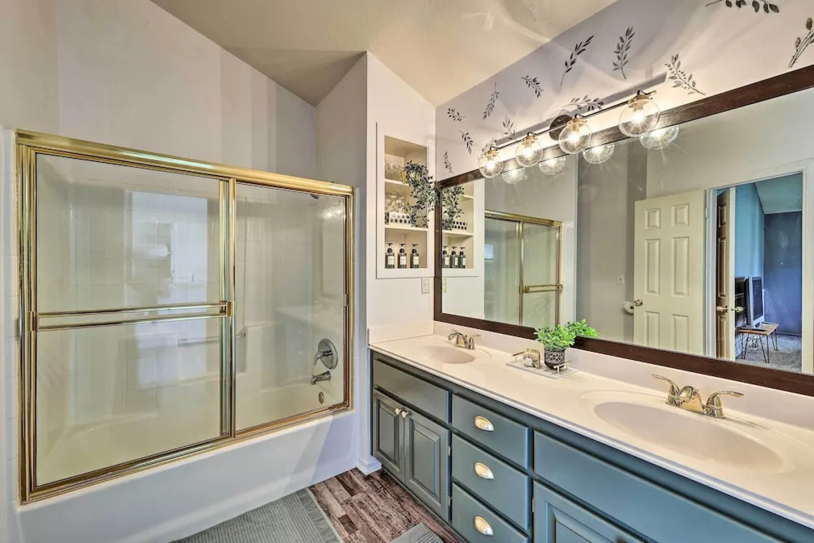 Calming Twin Peaks Family Retreat w/ Views!