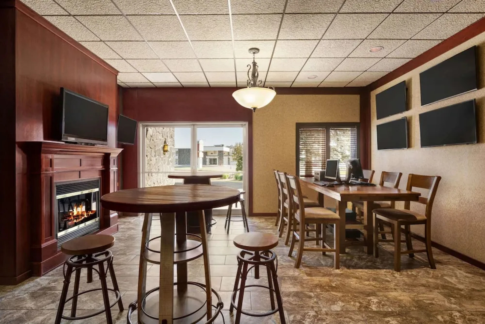 Baymont Inn & Suites Mandan Bismarck Area