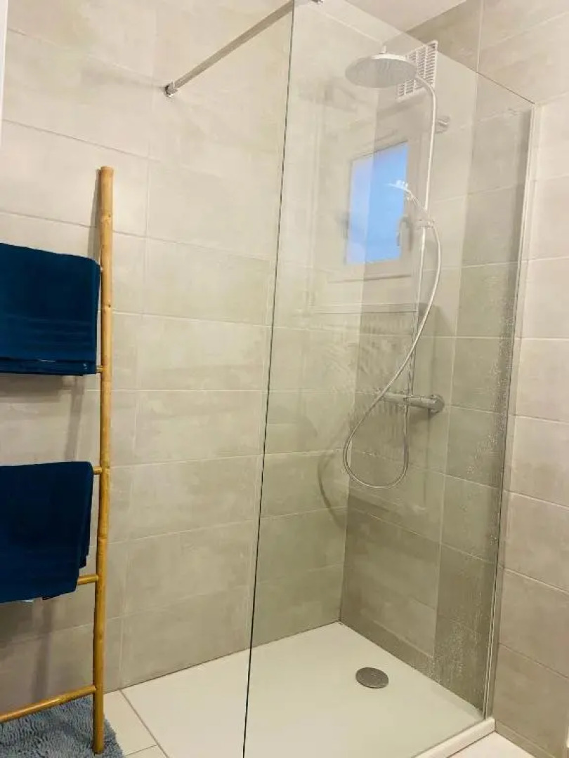 Appartement 2 chambres avec terrasse vue sur jardin arboré