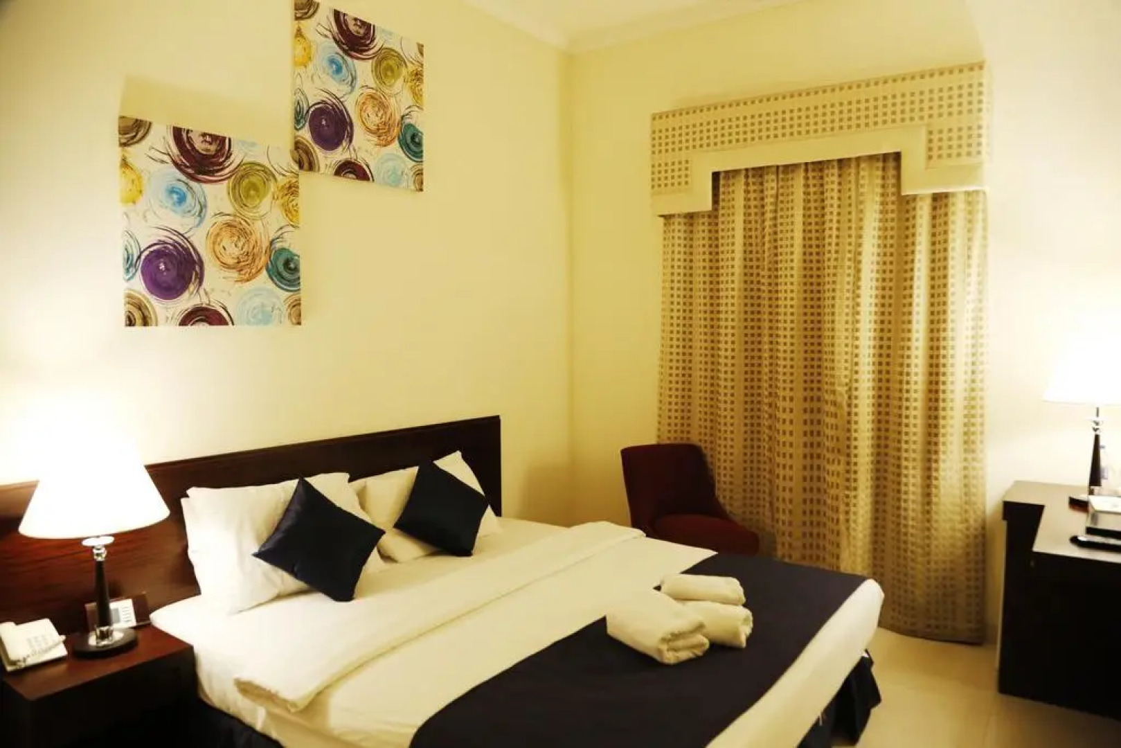 Сlick Square Hotel