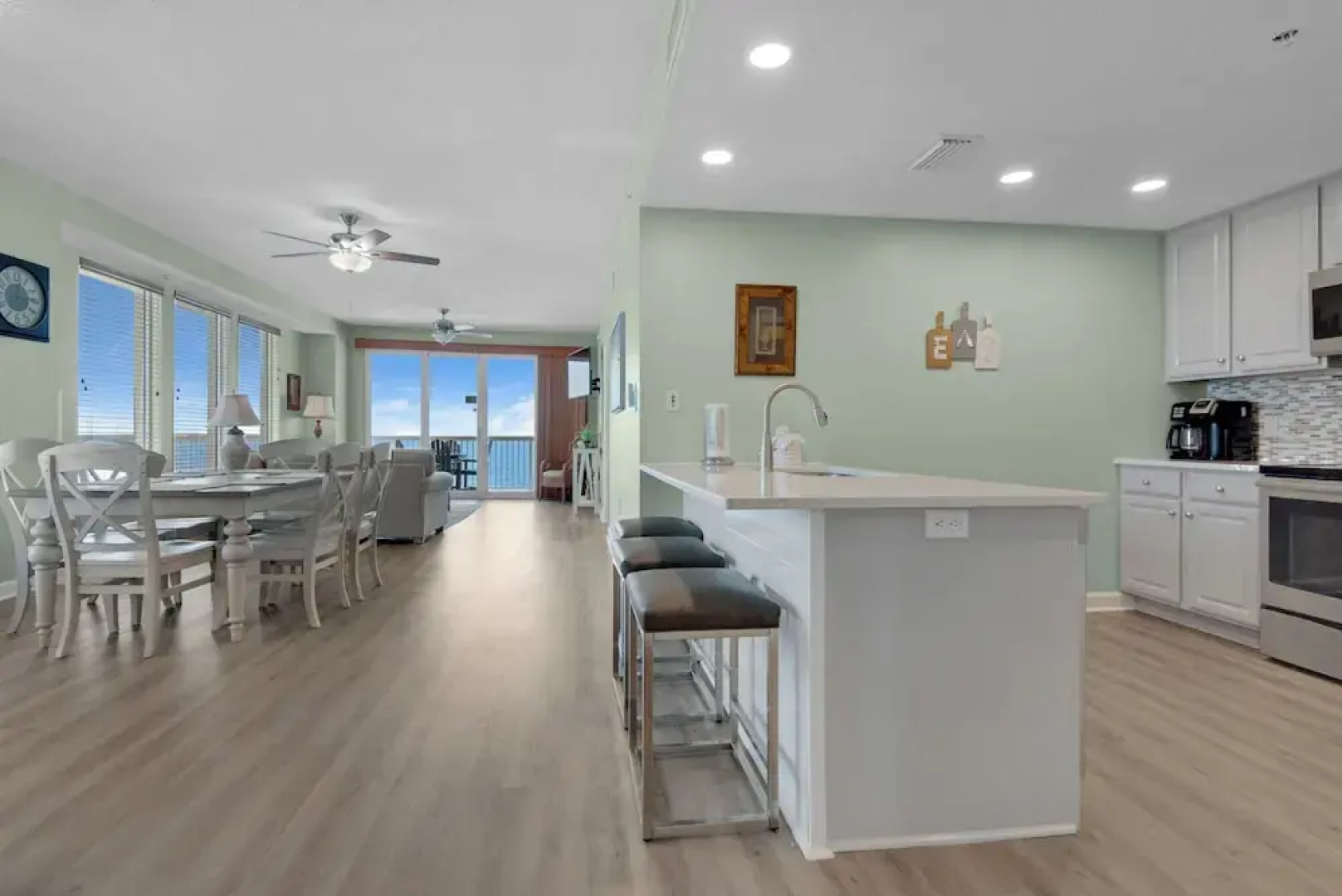 Seychelles Beach Resort 901