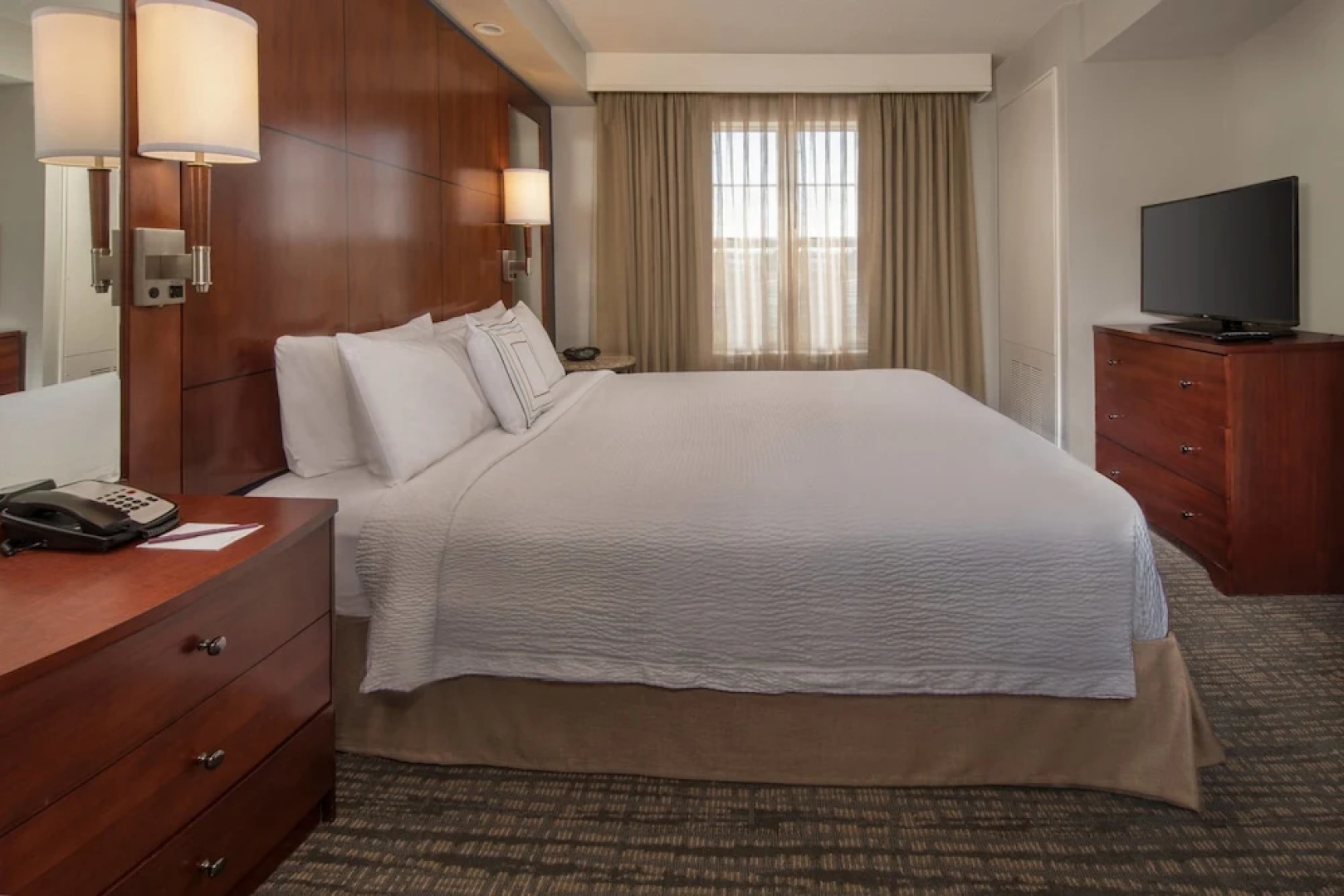 Residence Inn Dulles Airport at Dulles 28 Centre