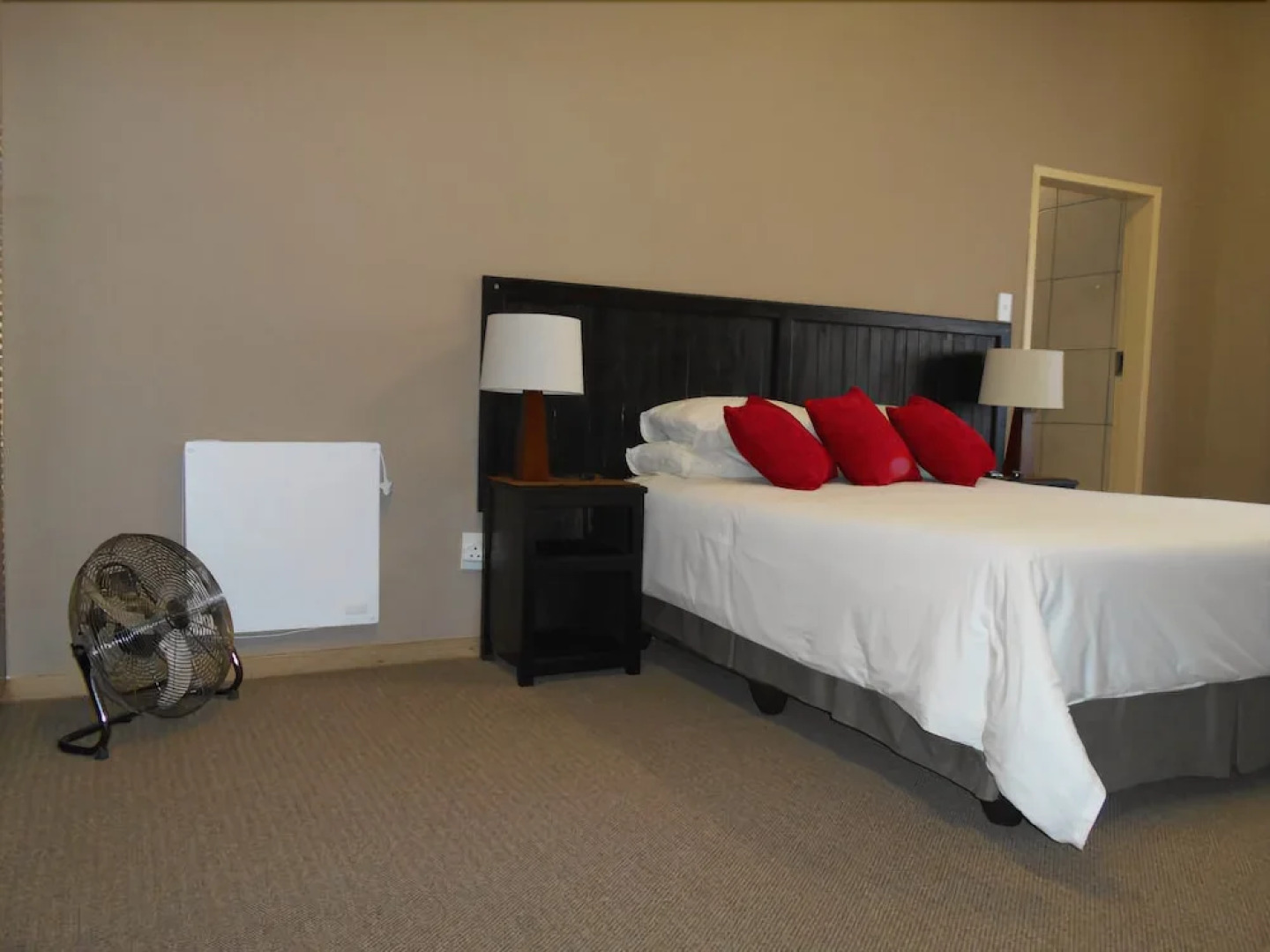 @Four Guest House Brits