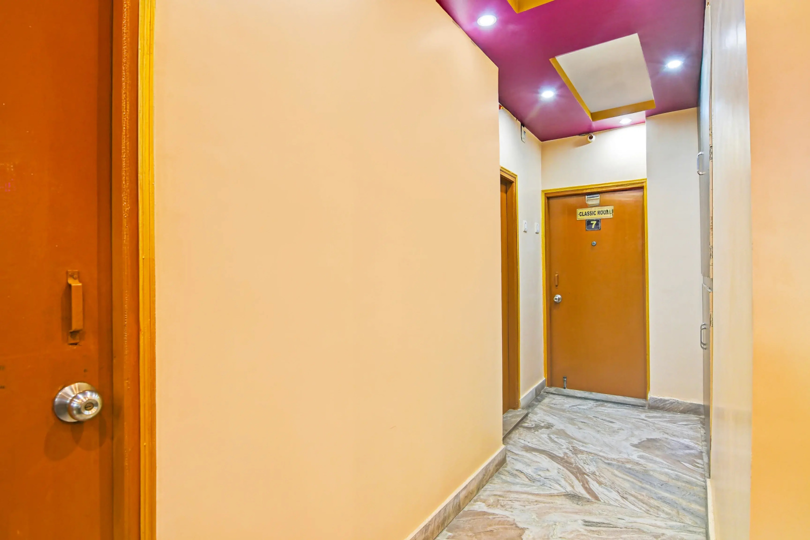 Super Hotel O Rishra Railway Station Formerly Green Guest House