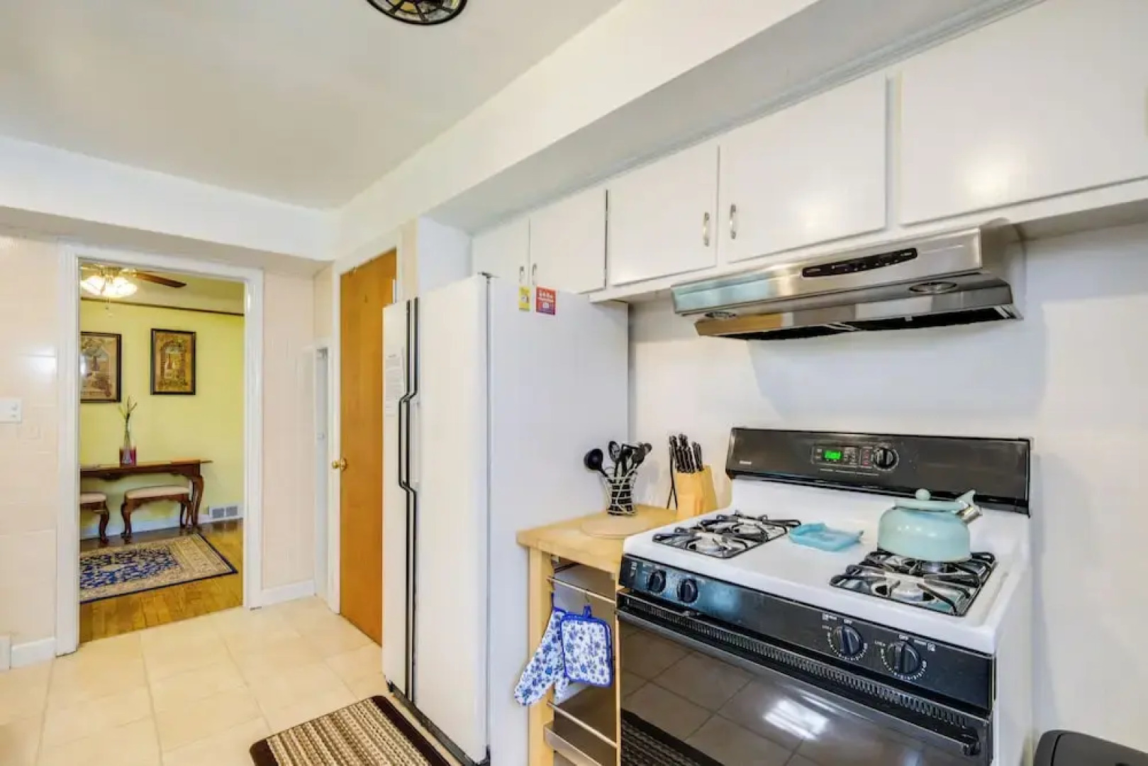 Cleveland Heights Home w/ Sunroom: Park Across St!