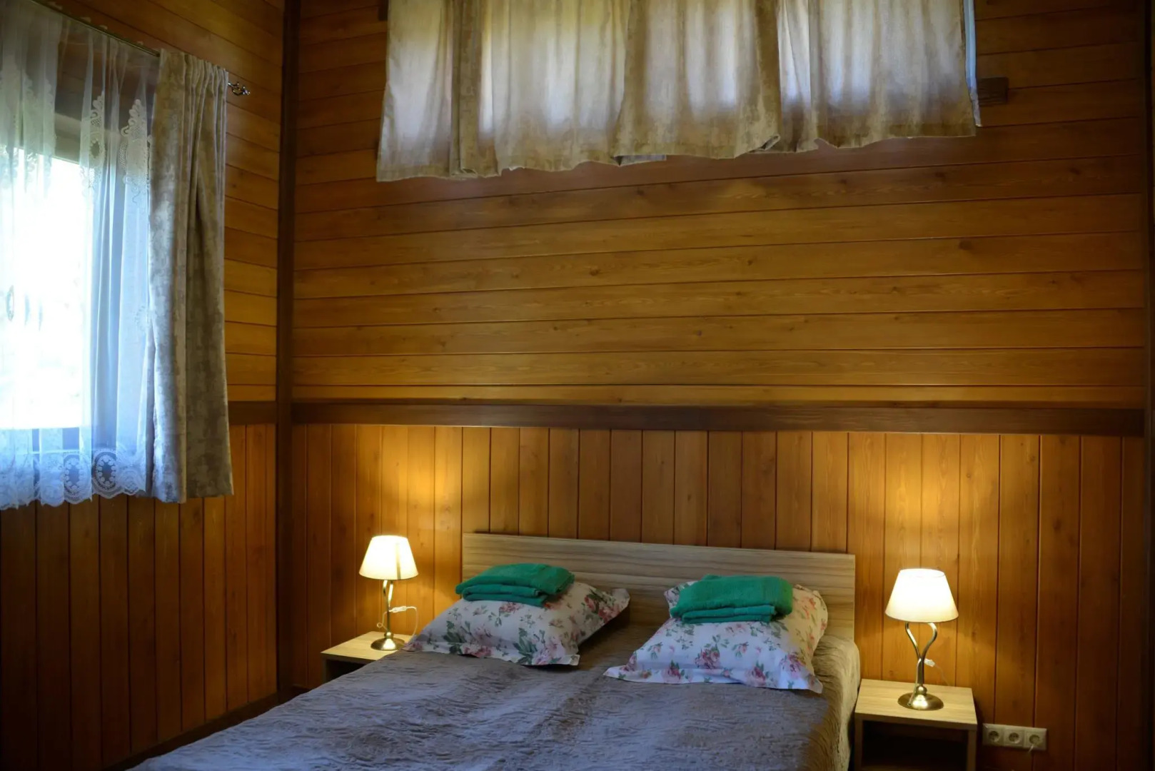 Коттедж Б2 на базе отдыха Новинки Парк